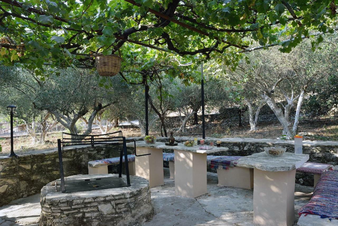 Raphael Evangellos Villa Gavalochori Exterior photo